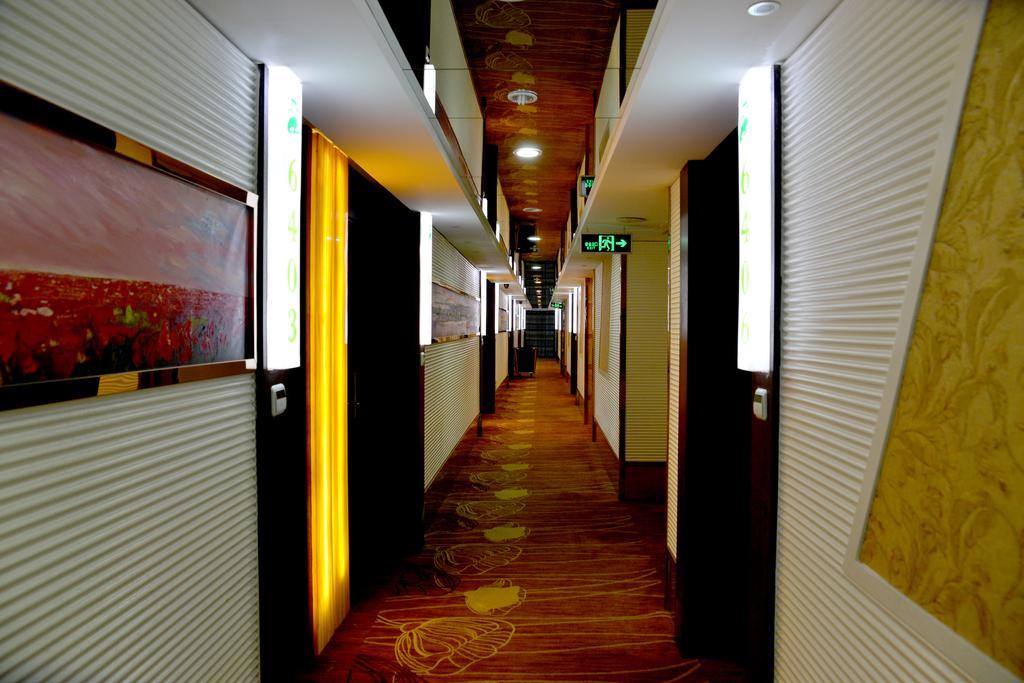 Yiwu Chu Xin Hotel Екстериор снимка