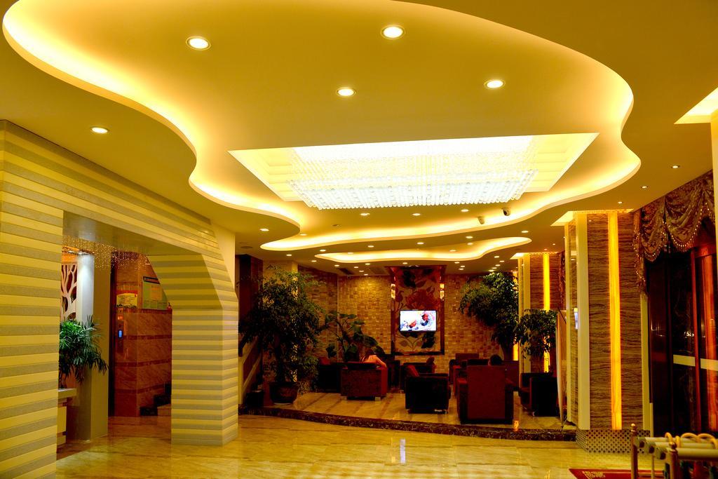 Yiwu Chu Xin Hotel Екстериор снимка